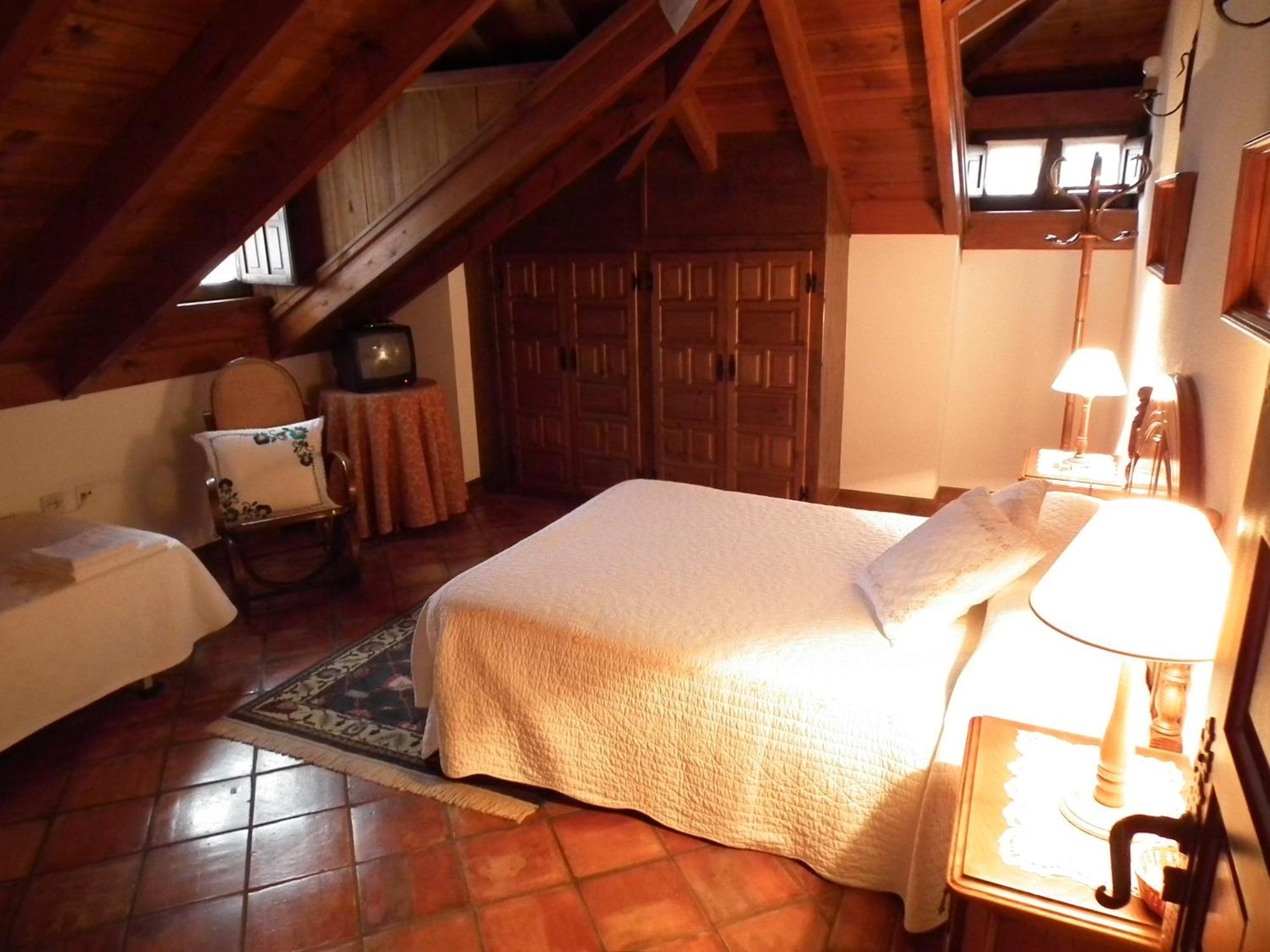Posada De Muno Munorrodero Luaran gambar